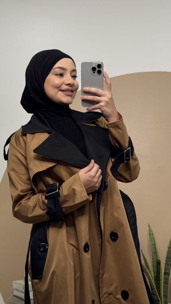 Trench coat marron et noir